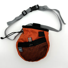 Cargar imagen en el visor de la galería, MAGNESIERA ROCA GRANDE